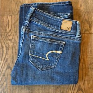 AMERICAN EAGLE JEANS SIZE 4 EXTRA LONG